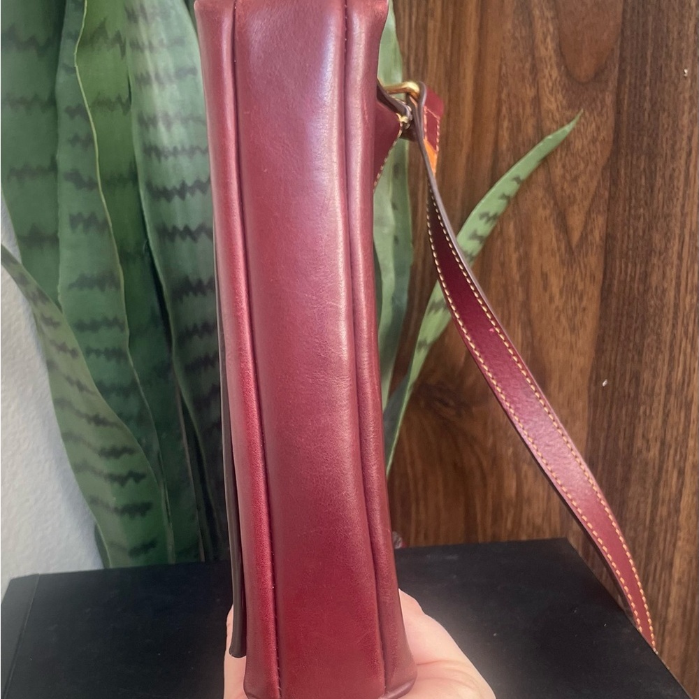 Dooney & Bourke Crimson Red Crossbody Huntington Letter Carrier Bag - Picture 10 of 13